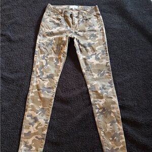 Kendall & Kylie Camouflage Ankle Pants
